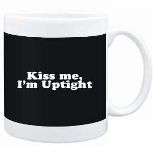    Mug Black  Kiss me, Im uptight  Adjetives