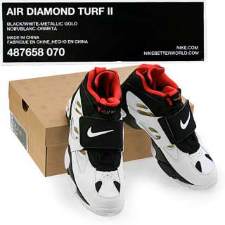 NIKE AIR DIAMOND TURF II MENS Size 9 Black Running Shoes  