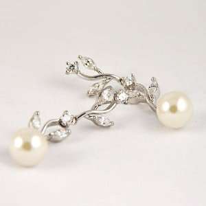  Pearl Roots .925 Silver Earring: Jewelry