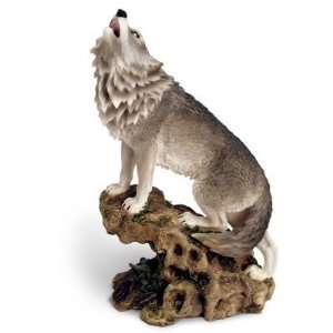  Wolf Howling 18 Figurine