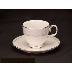    Noritake Aria Platinum #7995 Cups & Saucers: Kitchen & Dining
