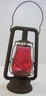 VINTAGE RARE RED GLASS 1920s Dietz Monarch Vintage Antique Kerosene 