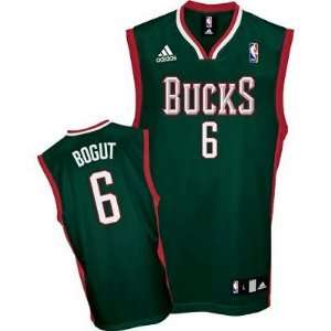  Milwaukee Bucks #6 Andrew Bogut Green Jersey: Sports 