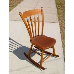  Maple & Oak Small Rocker Rocking Chair: Furniture & Decor