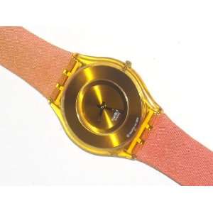  Swatch Yellow Jelly Plastic Swiss Quartz Ultra Thin Skin Watch 