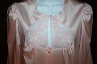 VTG Vanity Fair Glisanda Pink Robe Keyhole, Lace, Lovely NWT NOS 34 
