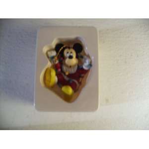 Disney Grolier Christmas Magic Mickey 26231    101 
