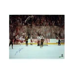  Mark Messier Victory on Ice 16x24: Sports & Outdoors