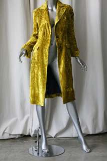 Such a regal, brilliantly colored, crushed velvet Etro coat Medium 