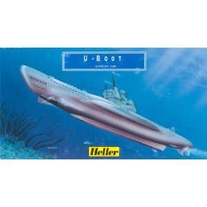    Heller   1/400 U Boat VII C (Plastic Model Ship) Toys & Games