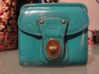 COACH WALLET COLLECTION PIECE LIMITED QUANTITY PRE OWNED 100% 