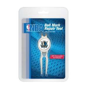 Dallas Mavericks Cool Tool Clamshell Pack:  Sports 