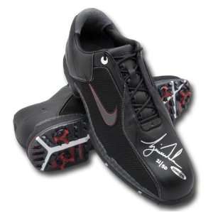  Tiger Woods Autographed Nike Air Zoom Golf Cleats black 