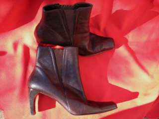 LAURA ASHLEY DARK BROWN LEATHER ANKLE BOOTS 8.5 M Nice  