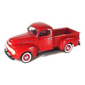  1951 Ford F 1 Truck 1/18 Red: Toys & Games