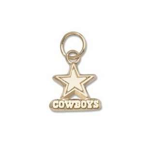  Dallas Cowboys 3/8 Star Logo with Cowboys Charm   Gold 