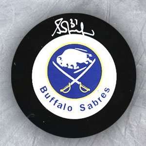 GRANT FUHR Buffalo Sabres Autographed Hockey PUCK