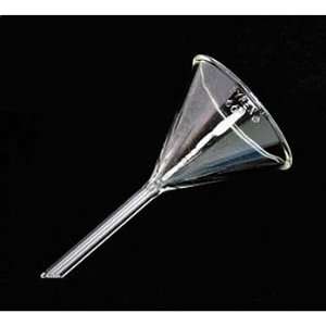 Pyrex(r) Short Stem, Fluted, 60 Degree Angle Funnel, 100 x 9 mm 