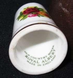 Royal Albert OLD COUNTRY ROSES Thimble, w/Box &Certific  