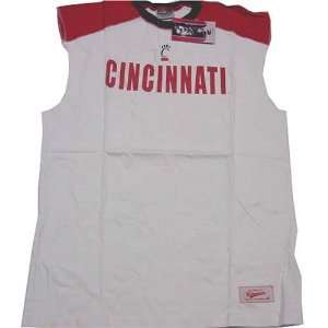  Cincinnati Bearcats Sleveless Muscle T Shirt (Size Large 