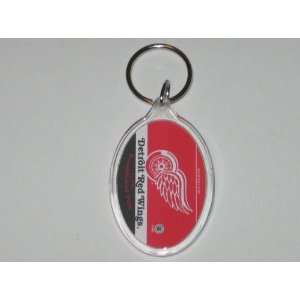  DETROIT RED WINGS Team Colors & Logo (4 Inch) Acrylic KEY 