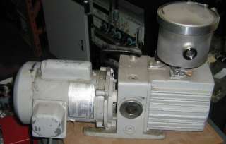 LH Leybold Heraeus D4A Trivac Vacuum Pump  