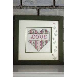  Love Heart   Cross Stitch Pattern: Arts, Crafts & Sewing
