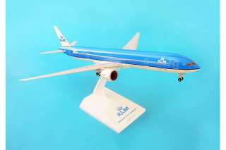   KLM B777 300ER W/GEAR 1/200 SCALE QUALITY AIRPLANE MODEL GIFT DISPLAY