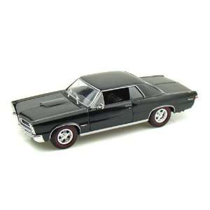  1965 Pontiac GTO 1/24   Black Toys & Games