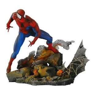  Marvel Milestones Showdown Spider Man Statue: Toys & Games