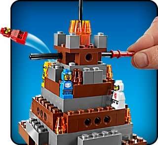 LEGO Spiele 3838   Lava Dragon  Spielzeug