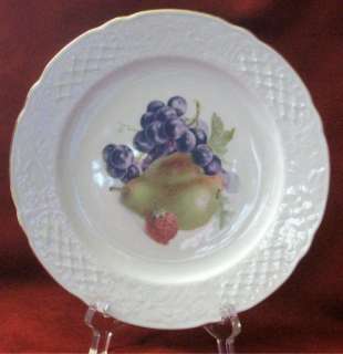 Bavaria E&R Golden Crown Plate Grapes Pear Orchard 4  