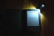 Kindle 3 LIGHTED Leather Case Cover in  Box   FAST SHIPPING   NR 