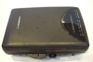 AM/FM Cassette Player  Magnavox DBB Bass AQ6521  
