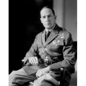  General Douglas MaCarthur, Portrait   16x20 Photographic 