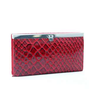 Snake skin embossed accordion frame wallet   red  