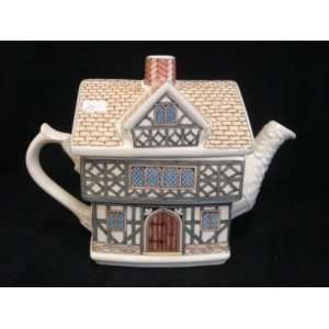  English Country house teapot by Sadler